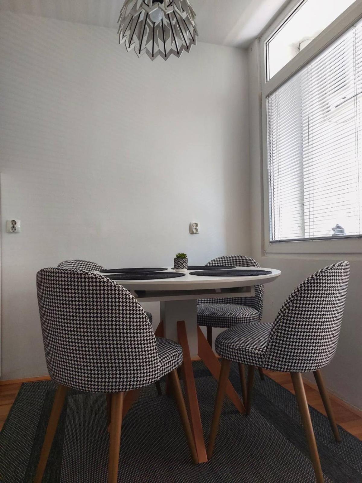 Apartman Rejna サラエヴォ エクステリア 写真