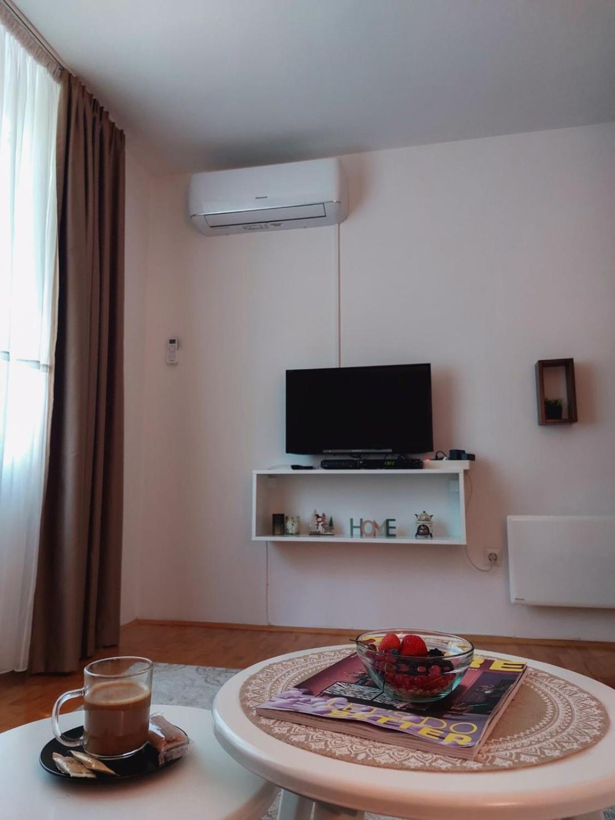 Apartman Rejna サラエヴォ エクステリア 写真